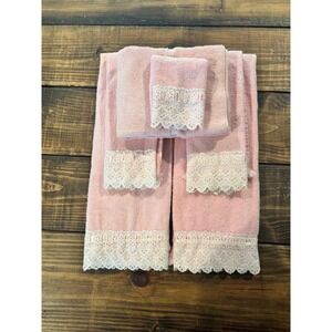 Vintage Pink Towel Set 6pc Eyelet Lace Trim Bath Hand Washcloth Bath Mat Retro